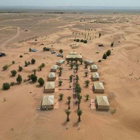 Hotel Sahara Luxury Camp Vip Merzouga Esterno foto