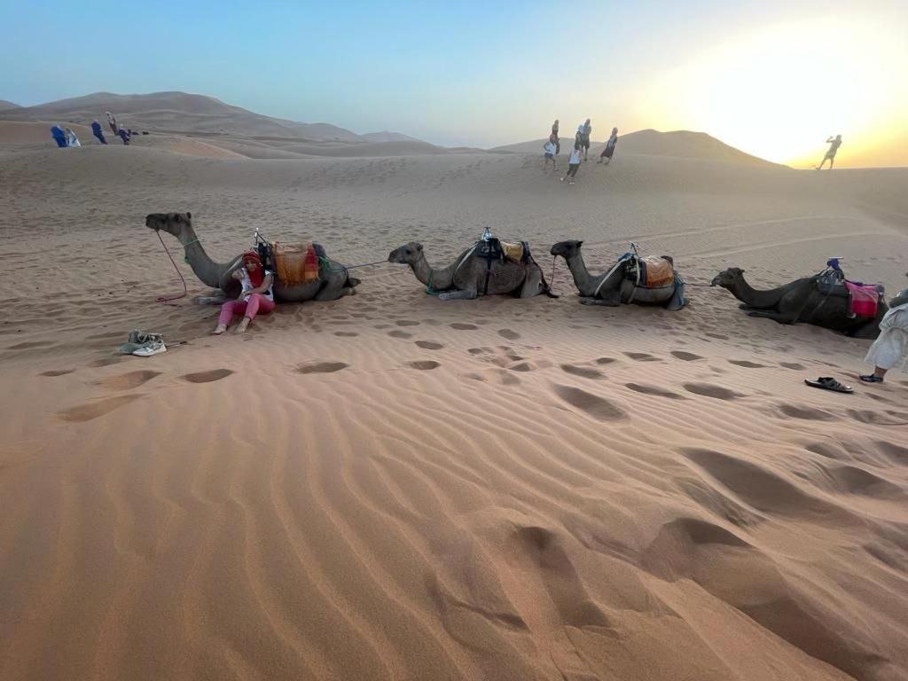 Hotel Sahara Luxury Camp Vip Merzouga Esterno foto