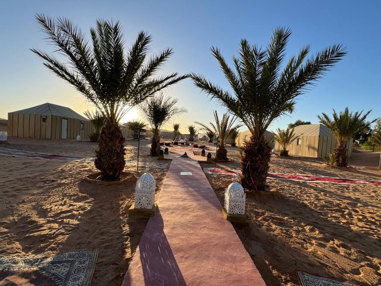 Hotel Sahara Luxury Camp Vip Merzouga Esterno foto